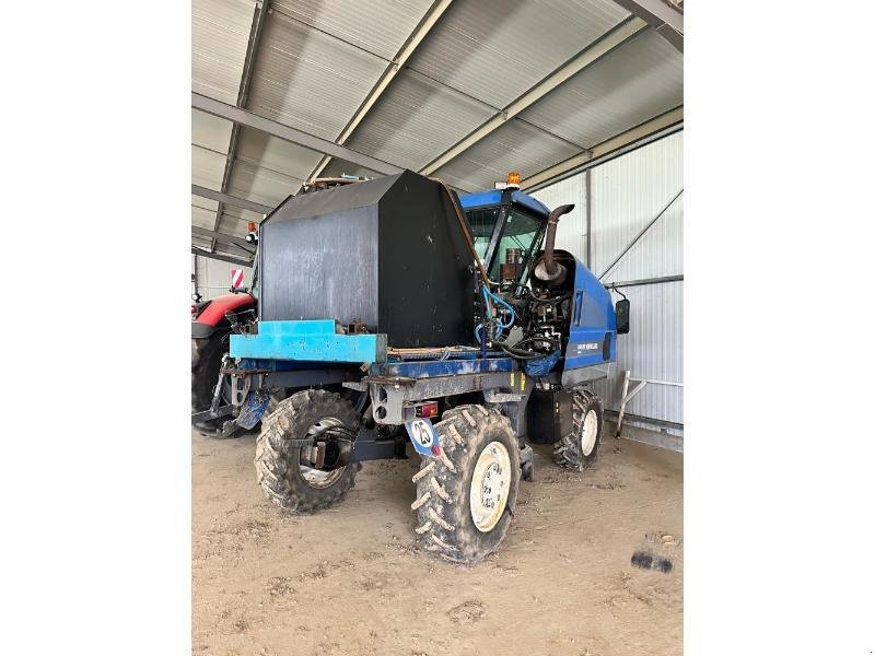 Traubenvollernter typu New Holland SB35, Gebrauchtmaschine v BRAY en Val (Obrázek 3)