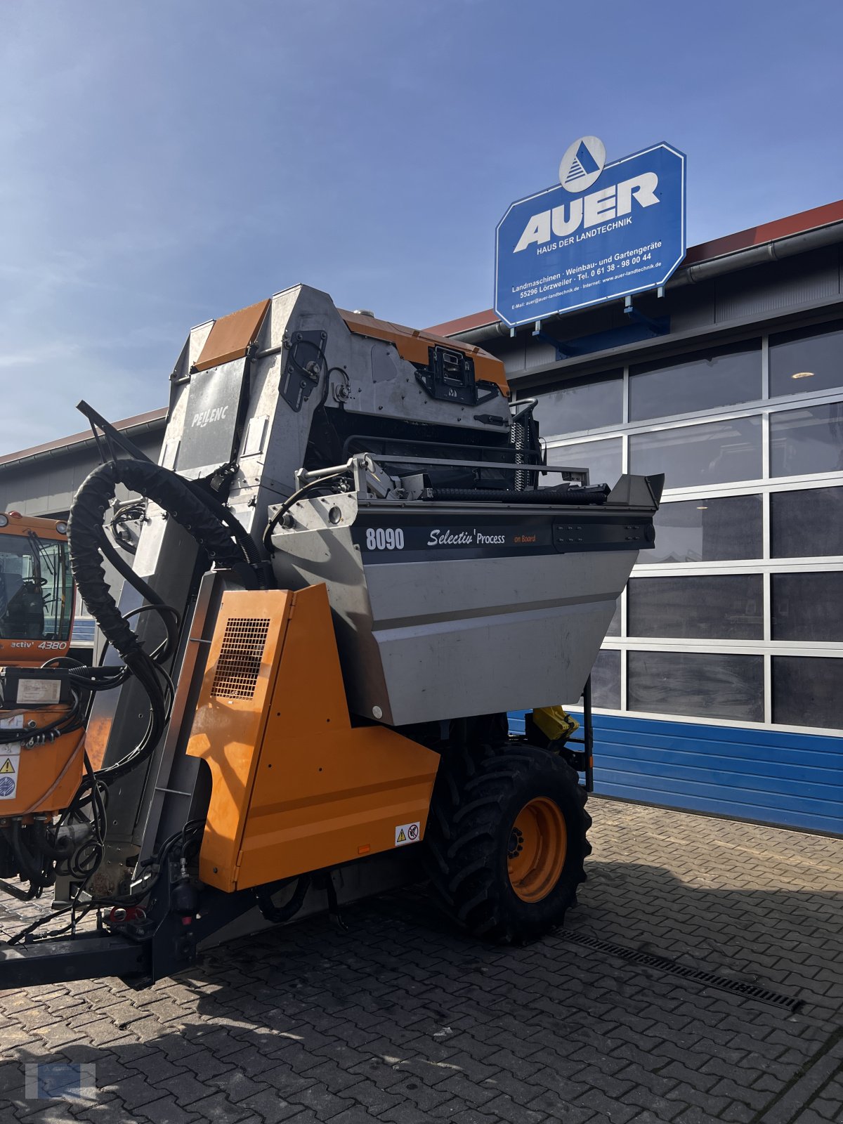 Traubenvollernter del tipo Pellenc 8090, Gebrauchtmaschine In Lörzweiler (Immagine 1)