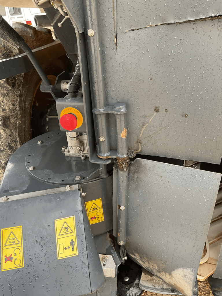 Traubenvollernter van het type Pellenc L8 3958156, Gebrauchtmaschine in SAINT ANDIOL (Foto 9)