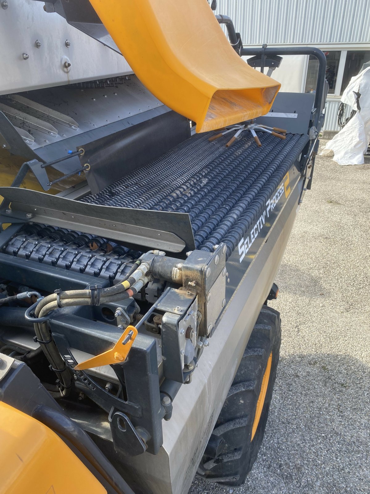 Traubenvollernter van het type Pellenc OPTIMUM 670 L SP2, Gebrauchtmaschine in SAINT ANDIOL (Foto 8)