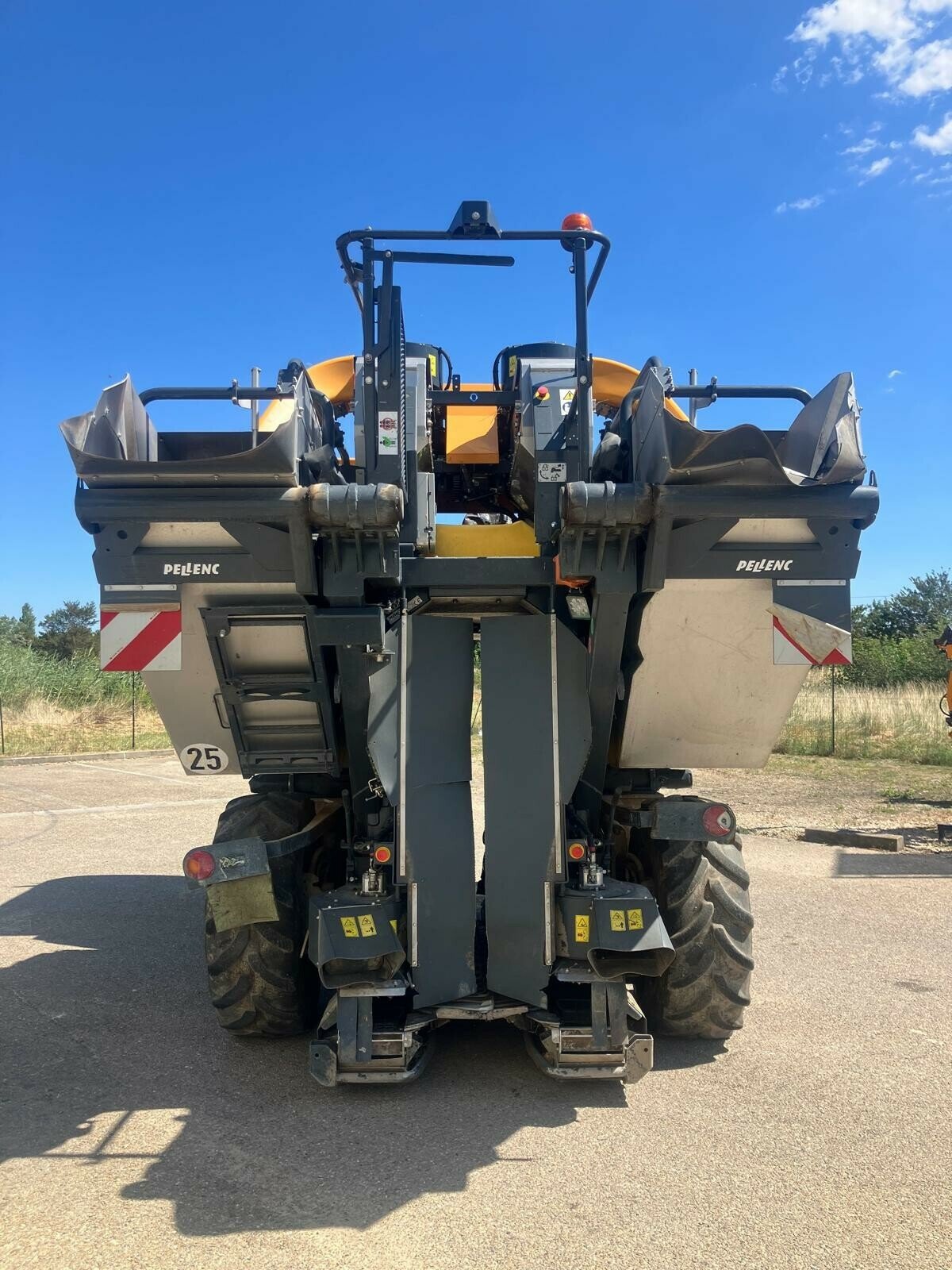 Traubenvollernter tipa Pellenc OPTIMUM 670, Gebrauchtmaschine u SAINT ANDIOL (Slika 7)