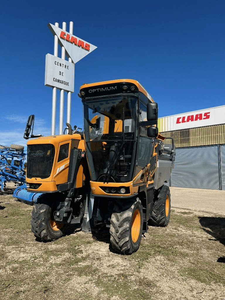 Traubenvollernter of the type Pellenc OPTIMUM L 10 3958031, Gebrauchtmaschine in SAINT ANDIOL (Picture 1)