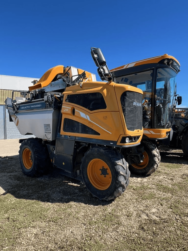 Traubenvollernter of the type Pellenc OPTIMUM L 10 3958031, Gebrauchtmaschine in SAINT ANDIOL (Picture 3)