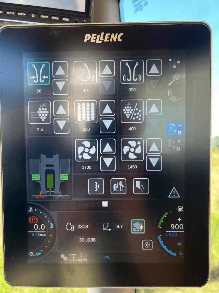 Traubenvollernter of the type Pellenc OPTIMUM L 10 3958031, Gebrauchtmaschine in SAINT ANDIOL (Picture 10)