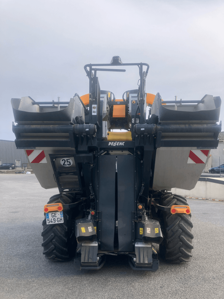 Traubenvollernter typu Pellenc OPTIMUM L 10, Gebrauchtmaschine v SAINT ANDIOL (Obrázek 3)