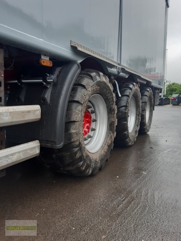Tridemkipper van het type Dülk Schubboden 65 CBM, Neumaschine in Donnersdorf (Foto 5)