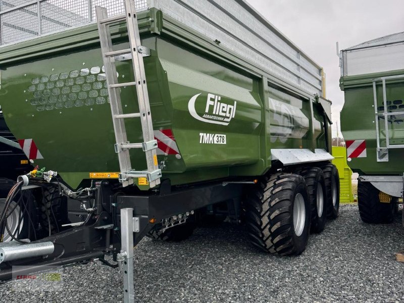 Tridemkipper of the type Fliegl TMK 378 Profi FOX, Neumaschine in Schwülper