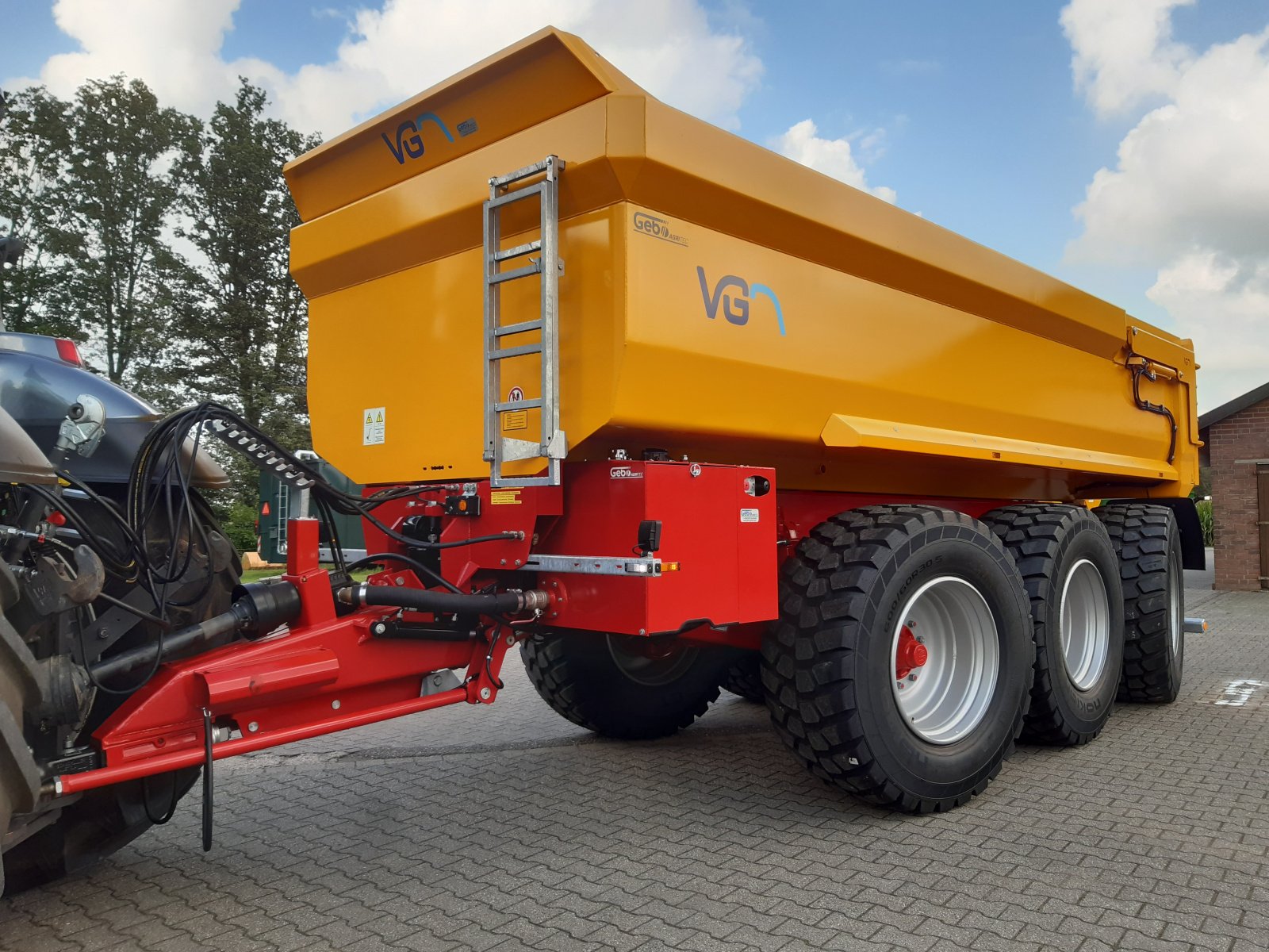 Tridemkipper typu VGM (Van Ginkel machines) ZK30-2 Tridem-Schwerlast-Muldenkipper, Neumaschine v Bocholt (Obrázek 2)