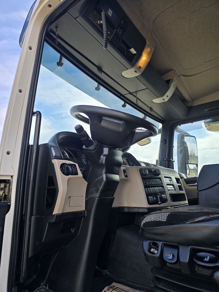 Unimog Türe ait MAN TGS 33.500, Gebrauchtmaschine içinde Gabersdorf (resim 19)