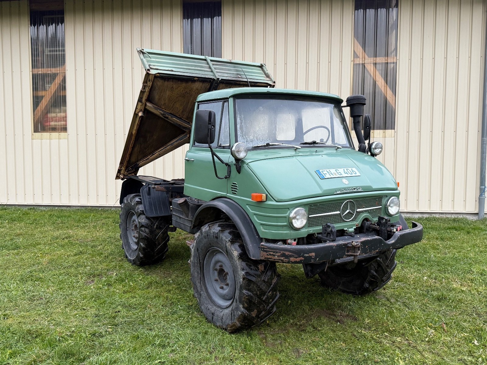 Unimog des Typs Mercedes-Benz -, Gebrauchtmaschine in Neukirch (Bild 1)