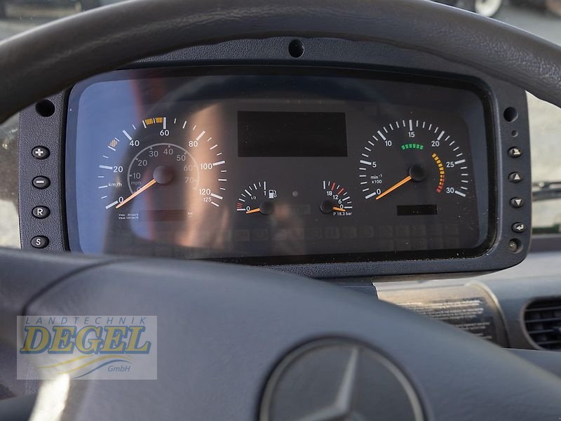 Unimog des Typs Mercedes-Benz 300, Gebrauchtmaschine in Feilitzsch (Bild 10)