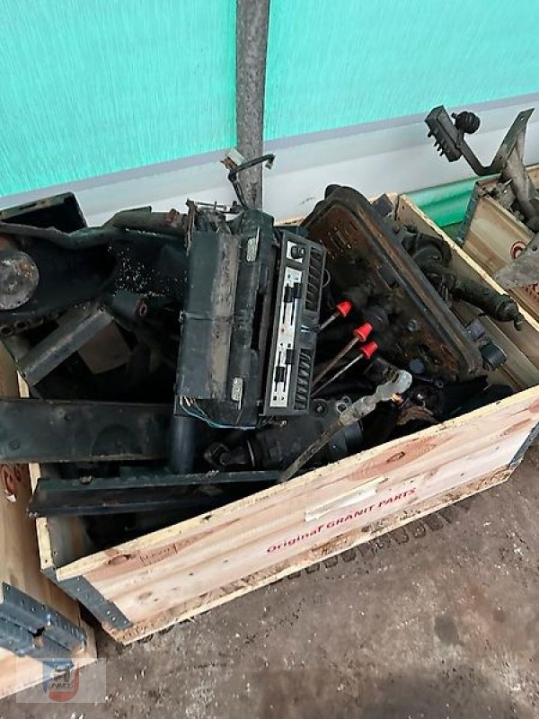 Unimog des Typs Mercedes-Benz 435 U1300L U1000-U2400 Ersatzteile, Gebrauchtmaschine in Fitzen (Bild 8)