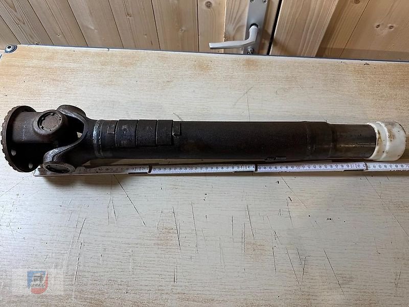 Unimog des Typs Mercedes-Benz Antriebswelle Vorderachse Hinterachse 425 435, Gebrauchtmaschine in Fitzen (Bild 2)