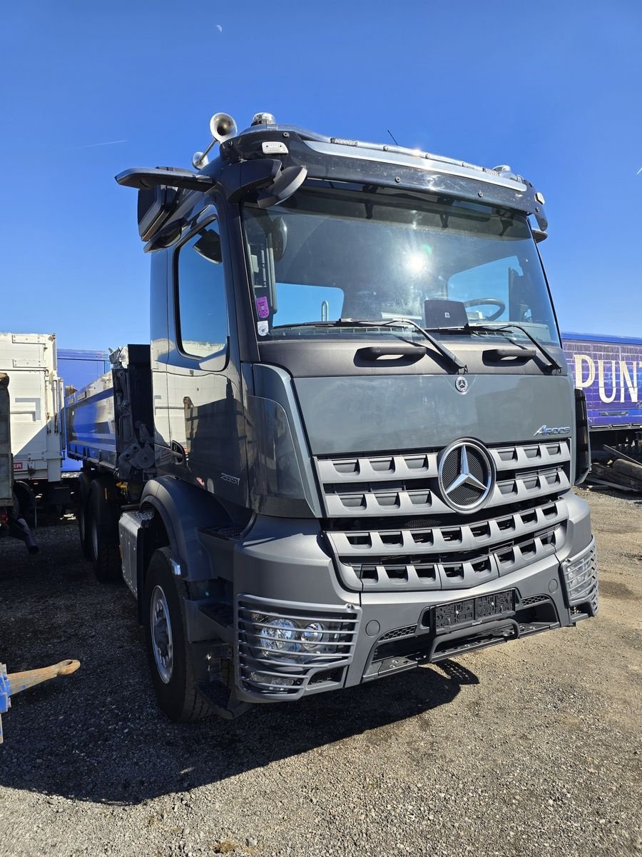 Unimog des Typs Mercedes-Benz AROCS, Gebrauchtmaschine in Gabersdorf (Bild 19)