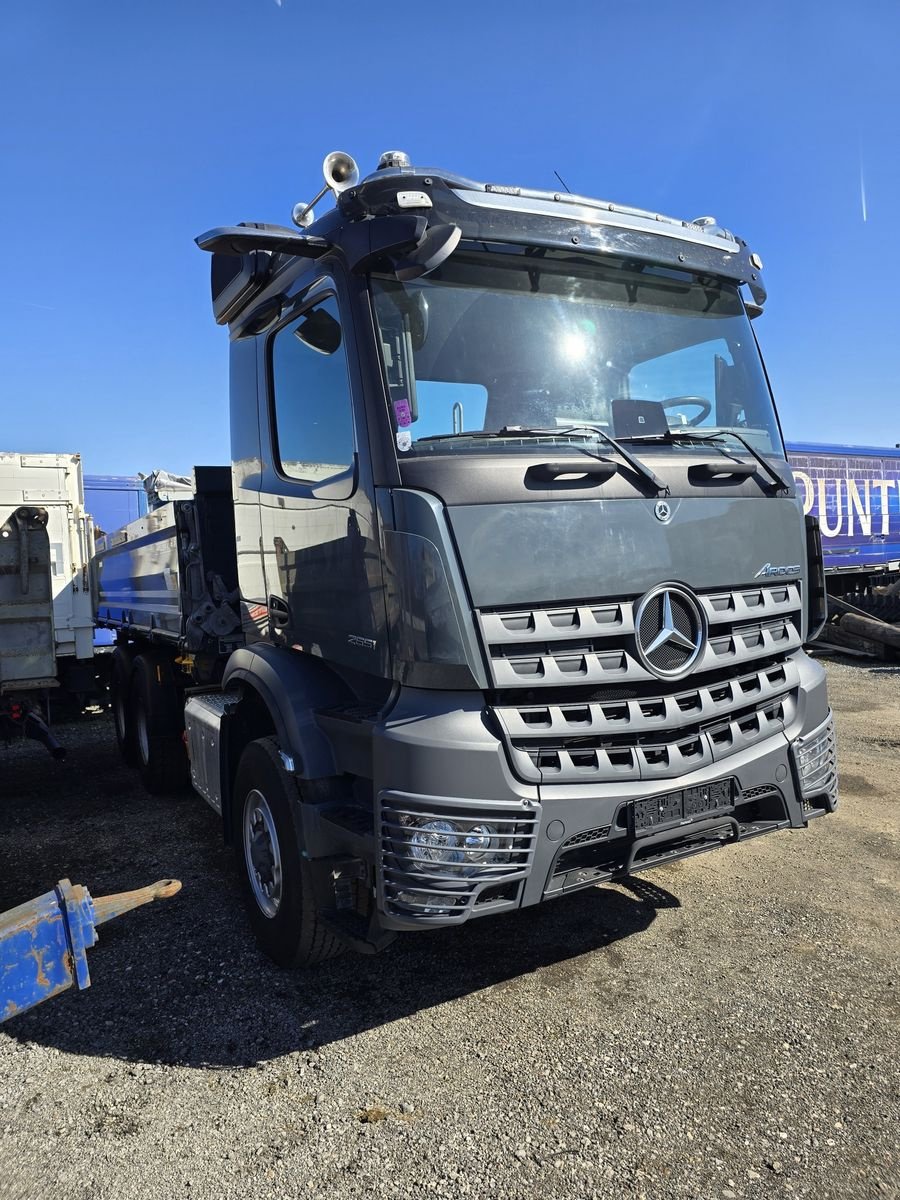 Unimog des Typs Mercedes-Benz AROCS, Gebrauchtmaschine in Gabersdorf (Bild 31)