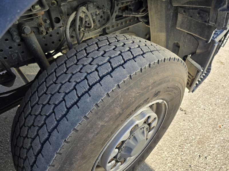 Unimog des Typs Mercedes-Benz AROCS, Gebrauchtmaschine in Gabersdorf (Bild 3)
