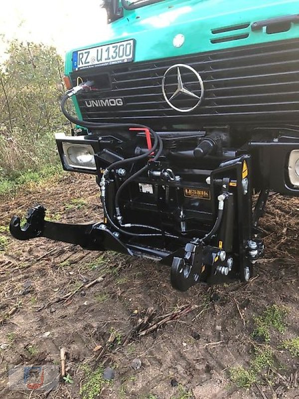 Unimog typu Mercedes-Benz Frontkraftheber Hydraulik Lesnik PU26 Anbau-Platte Mwst., Gebrauchtmaschine v Fitzen (Obrázek 8)