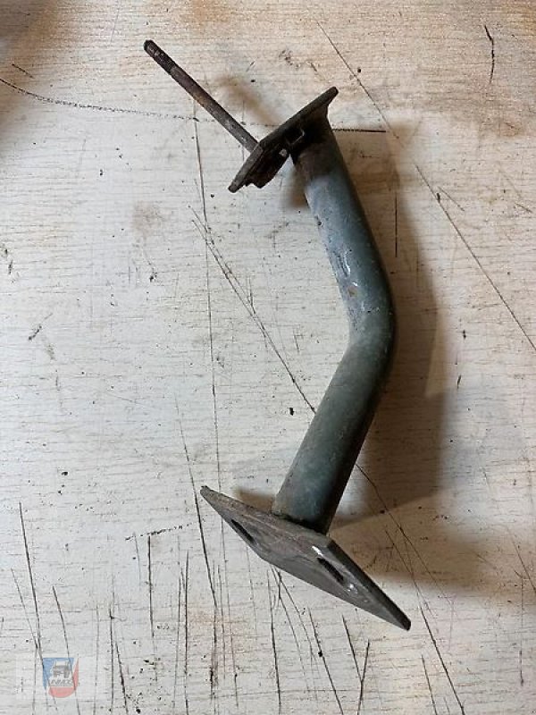 Unimog des Typs Mercedes-Benz Halter Schaltplatte Rahmenteil U1000-U2400 424 425 427 435, Gebrauchtmaschine in Fitzen (Bild 3)