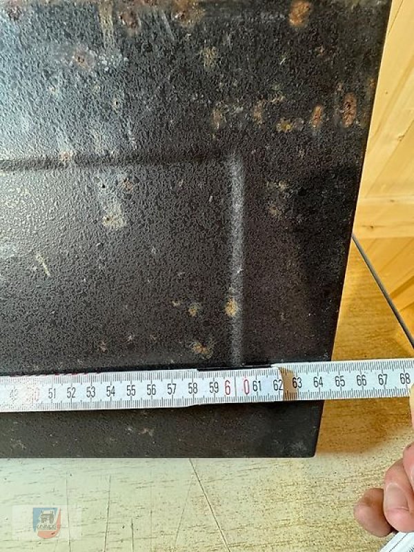 Unimog des Typs Mercedes-Benz Handschuhfach 424 425 427 435 437 U1000-U2400 Komplett, Gebrauchtmaschine in Fitzen (Bild 4)