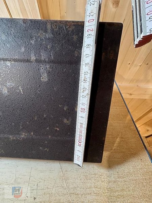 Unimog des Typs Mercedes-Benz Handschuhfach 424 425 427 435 437 U1000-U2400 Komplett, Gebrauchtmaschine in Fitzen (Bild 5)