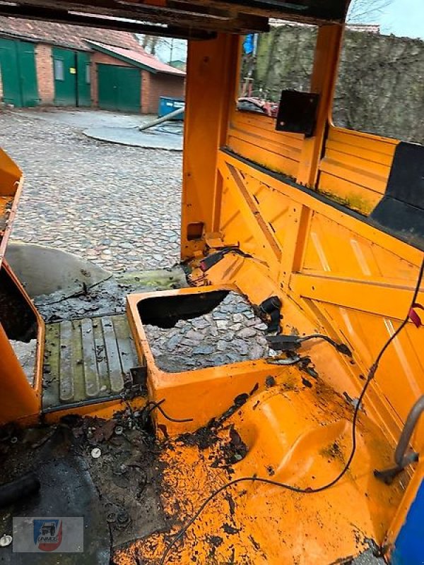 Unimog tip Mercedes-Benz Kabine 424 427 425 435 zur Ersatzteilgewinnung, Gebrauchtmaschine in Fitzen (Poză 9)