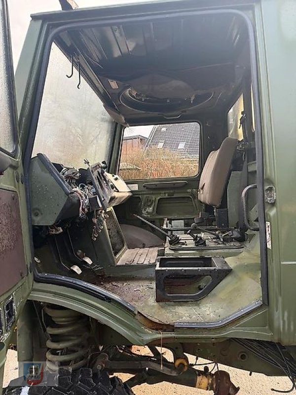 Unimog des Typs Mercedes-Benz Kabine Bundeswehr 424 425 427 435 437 Guter Zustand MwSt., Gebrauchtmaschine in Fitzen (Bild 7)