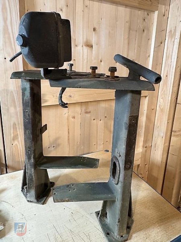 Unimog des Typs Mercedes-Benz Lampenträger Halter Scheinwerfer U1000-U2400 424 425 427, Gebrauchtmaschine in Fitzen (Bild 2)