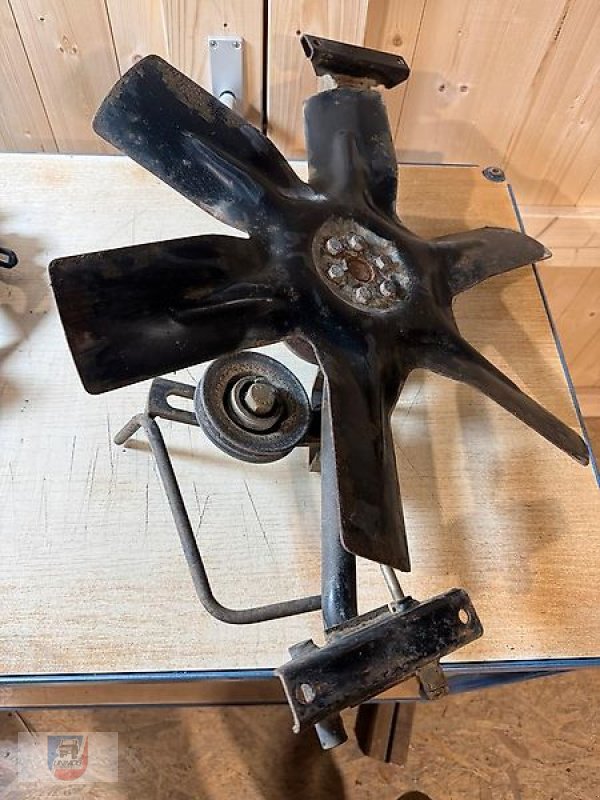 Unimog typu Mercedes-Benz Lüfter Gehäuse Riemenscheibe Kühler U1000-U1700 OM352OM366, Gebrauchtmaschine v Fitzen (Obrázek 2)