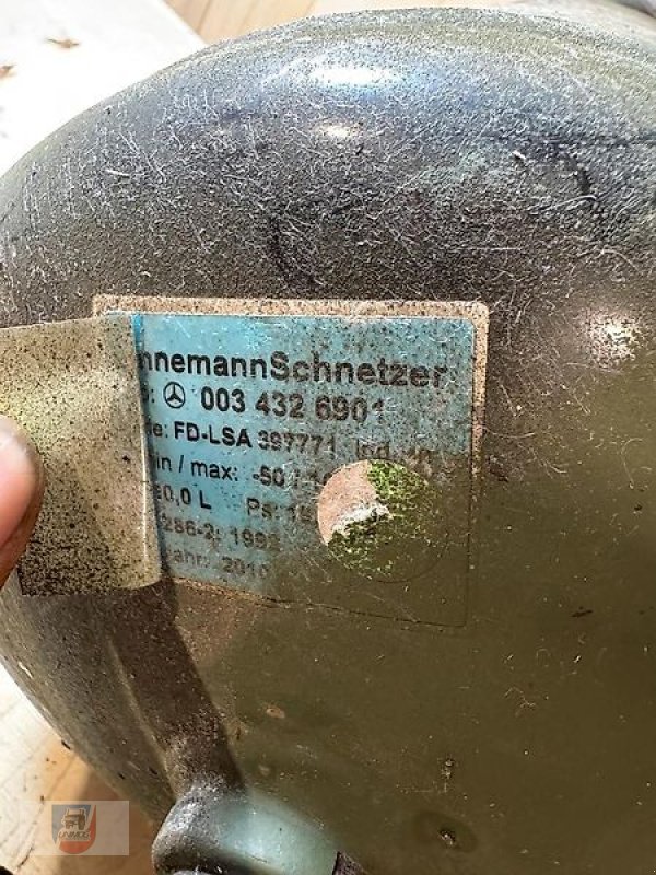 Unimog des Typs Mercedes-Benz Luftkessel Druckluft Kessel A0034326901, Gebrauchtmaschine in Fitzen (Bild 7)