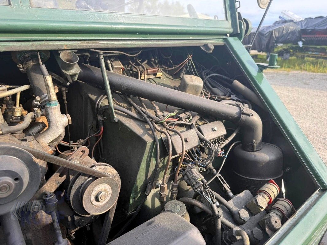 Unimog des Typs Mercedes-Benz Mercedes Unimog U 411 komplett restauriert, FZ, FH, Heckkrafthebe, Kippritsche, Gebrauchtmaschine in Schutterzell (Bild 5)