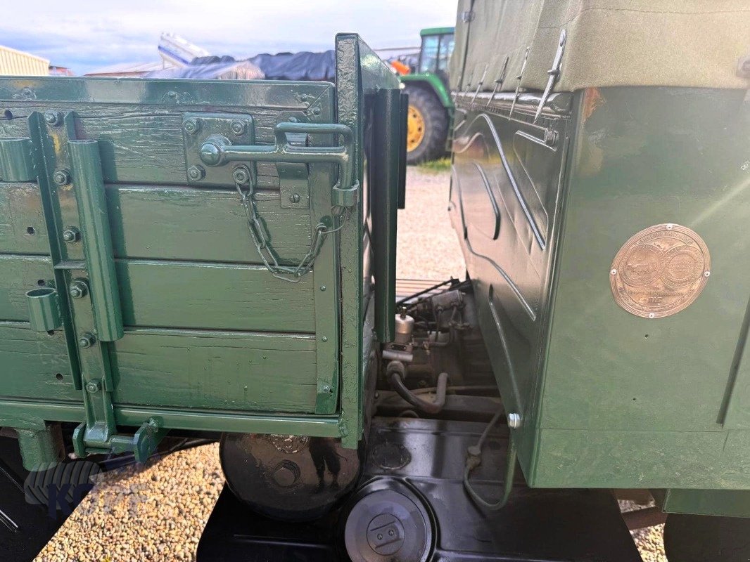 Unimog типа Mercedes-Benz Mercedes Unimog U 411 komplett restauriert, FZ, FH, Heckkrafthebe, Kippritsche, Gebrauchtmaschine в Schutterzell (Фотография 4)