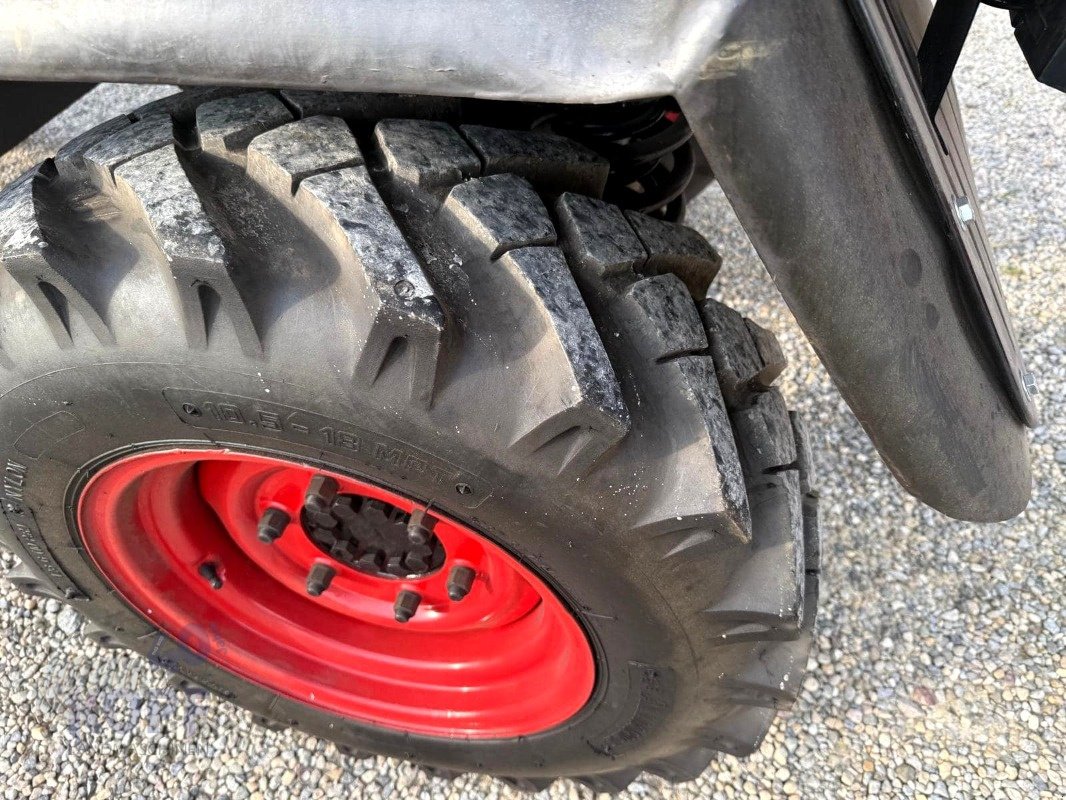 Unimog типа Mercedes-Benz Mercedes Unimog U 411 komplett restauriert, FZ, FH, Heckkrafthebe, Kippritsche, Gebrauchtmaschine в Schutterzell (Фотография 10)