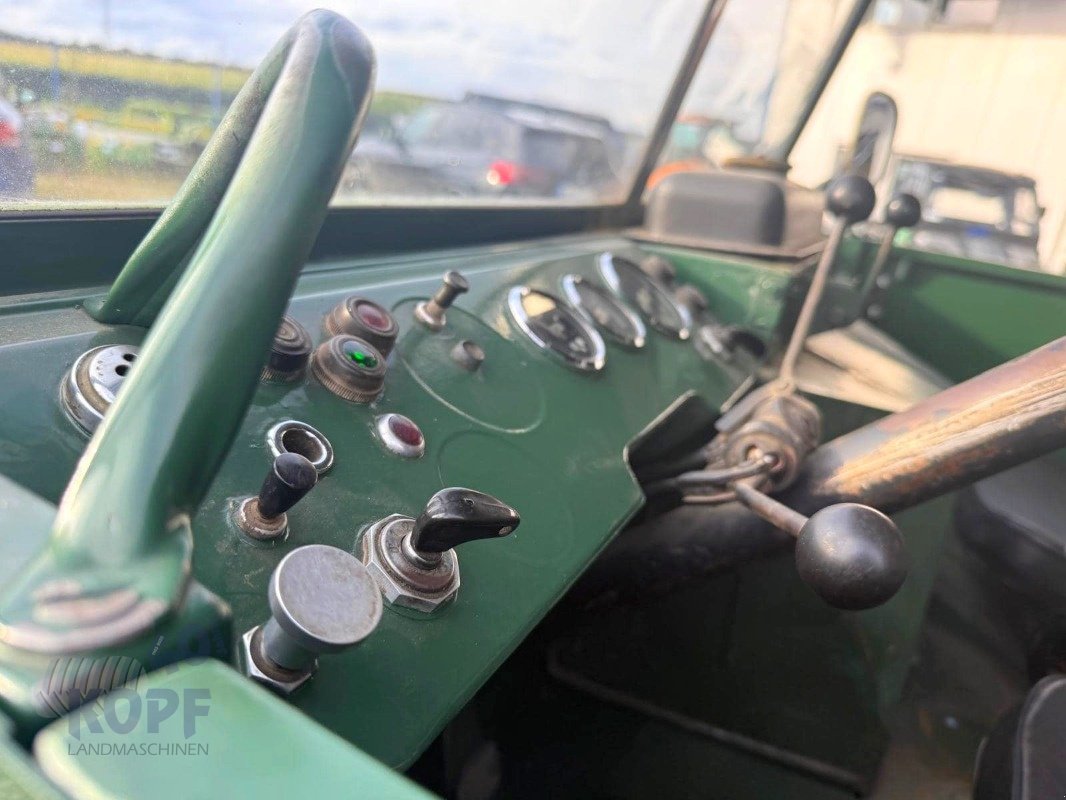 Unimog типа Mercedes-Benz Mercedes Unimog U 411 komplett restauriert, FZ, FH, Heckkrafthebe, Kippritsche, Gebrauchtmaschine в Schutterzell (Фотография 16)