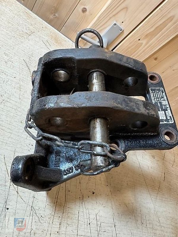 Unimog typu Mercedes-Benz Träger Zugmaul Halterung Oberlenkerhalter 424 427, Gebrauchtmaschine v Fitzen (Obrázek 3)