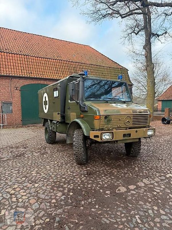 Unimog des Typs Mercedes-Benz U1300L OM366 Sani Reisemobil Expeditionsmobil KrKw, Gebrauchtmaschine in Fitzen (Bild 2)