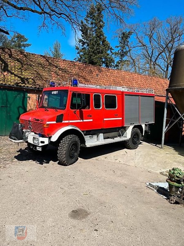 Unimog tip Mercedes-Benz U1300L37 DoKa 435 Feuerwehr Reisemobil Expeditionsmobil, Gebrauchtmaschine in Fitzen (Poză 1)