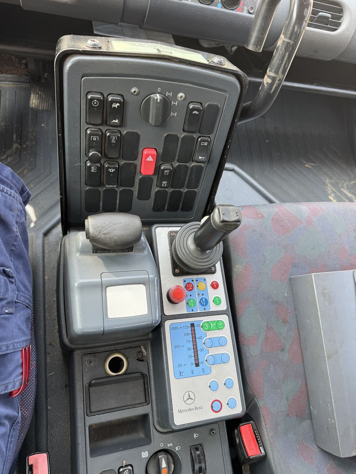 Unimog typu Mercedes-Benz U400, Gebrauchtmaschine v Hopfgarten (Obrázek 27)