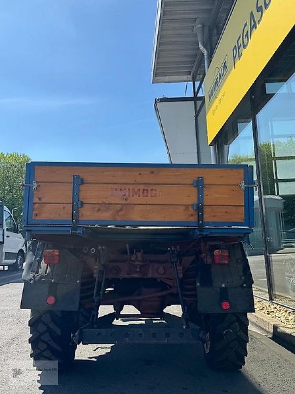 Unimog a típus Mercedes-Benz Unimog 411 Cabrio mit Heckkraftheber, Gebrauchtmaschine ekkor: Gevelsberg (Kép 4)