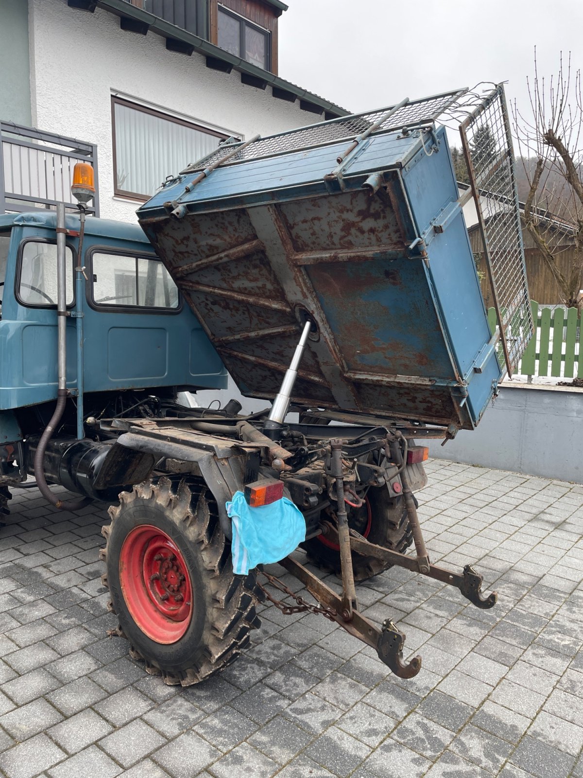 Unimog of the type Mercedes-Benz Unimog 421, Gebrauchtmaschine in Riedenburg (Picture 2)