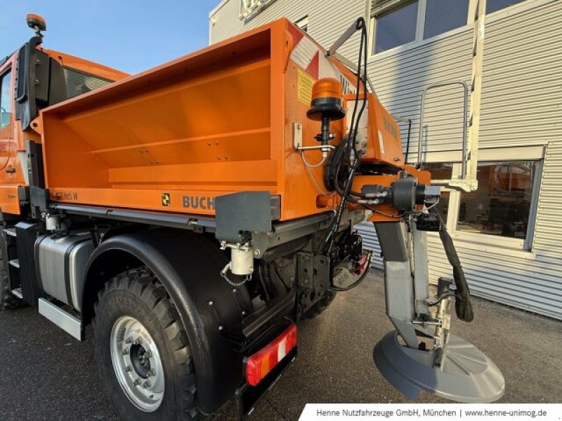 Unimog от тип Mercedes-Benz Unimog U 319 mit Streuer und Pflug, Gebrauchtmaschine в Heimstetten (Снимка 3)