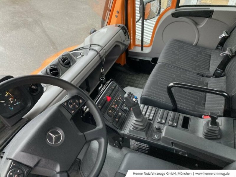 Unimog des Typs Mercedes-Benz Unimog U 319, Gebrauchtmaschine in Heimstetten (Bild 10)