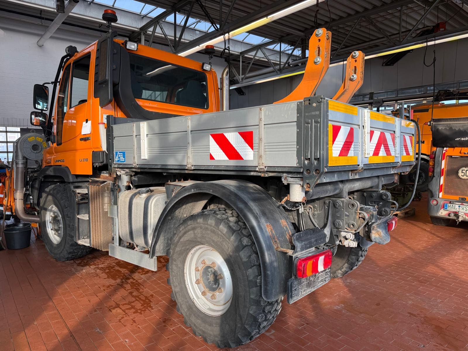 Unimog a típus Mercedes-Benz Unimog U318, Gebrauchtmaschine ekkor: Wiedemar (Kép 3)