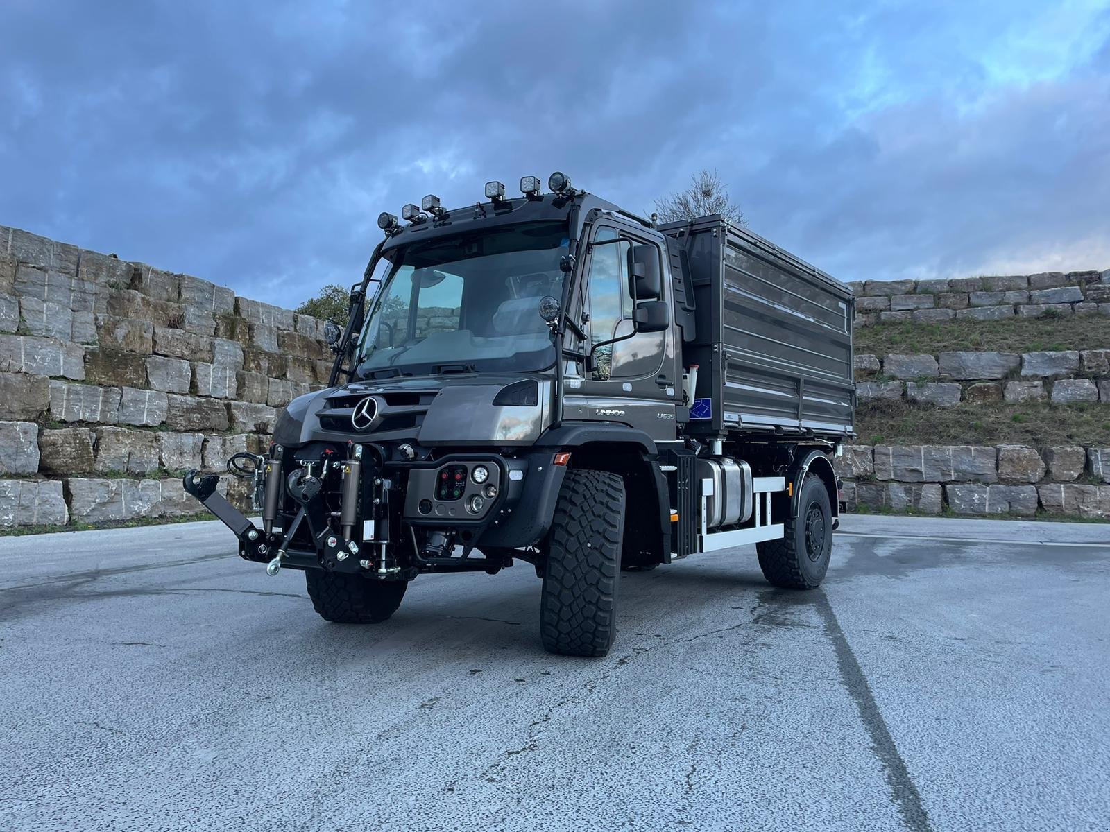 Unimog des Typs Mercedes-Benz Unimog U535L, Gebrauchtmaschine in Wiedemar (Bild 1)