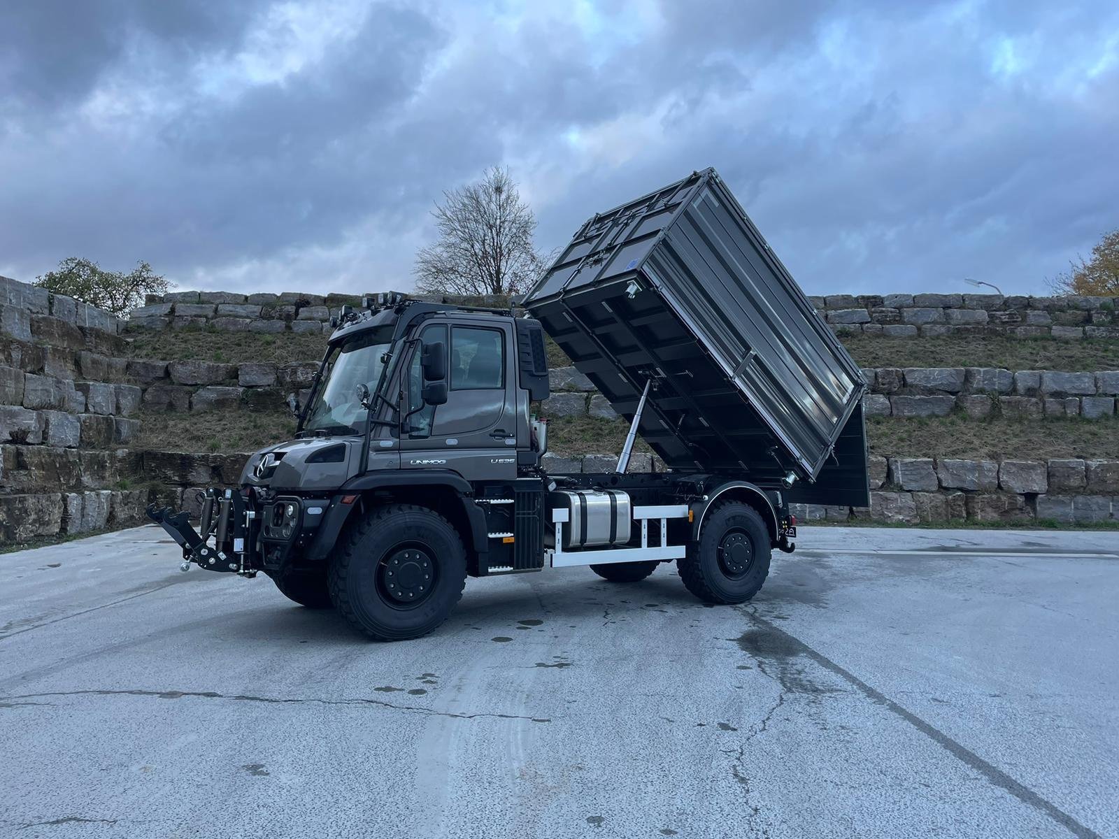 Unimog des Typs Mercedes-Benz Unimog U535L, Gebrauchtmaschine in Wiedemar (Bild 3)