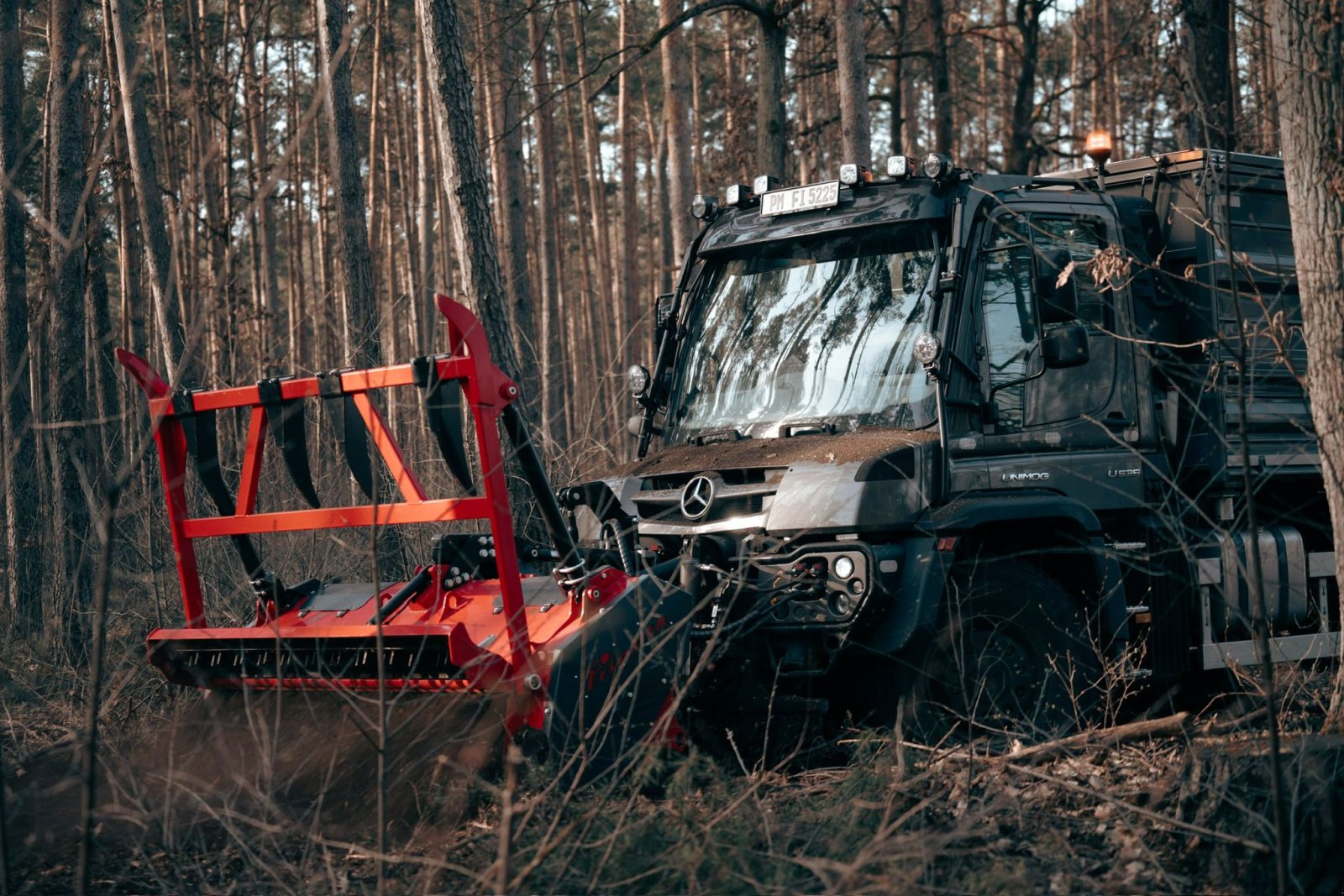 Unimog des Typs Mercedes-Benz Unimog U535L, Gebrauchtmaschine in Wiedemar (Bild 10)