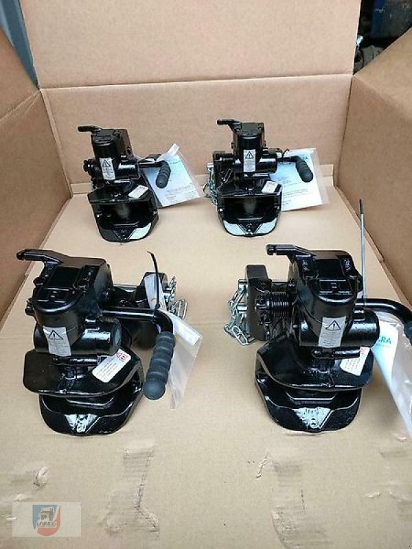 Unimog des Typs Mercedes-Benz Zugmaul Rockinger NEU U1000 U1200 U1400 U1600, Neumaschine in Fitzen (Bild 10)