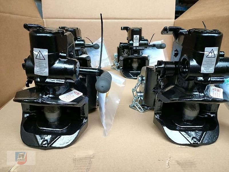 Unimog des Typs Mercedes-Benz Zugmaul Rockinger NEU U1000 U1200 U1400 U1600, Neumaschine in Fitzen (Bild 8)