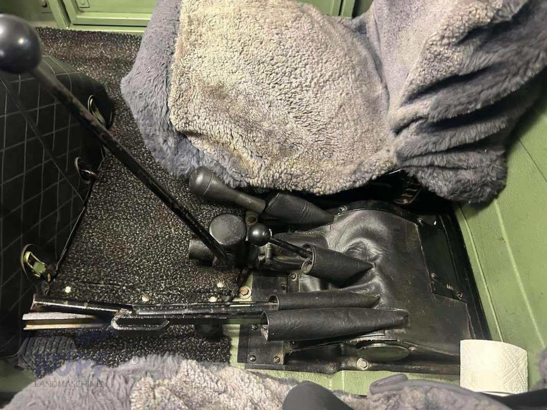 Unimog des Typs Mercedes Mercedes Unimog U 411 hydraulikanlage, Zapfwelle vorne, Gebrauchtmaschine in Schutterzell (Bild 17)