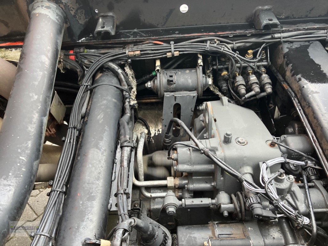 Unimog of the type Mercedes U 400, Gebrauchtmaschine in Aurich (Picture 18)