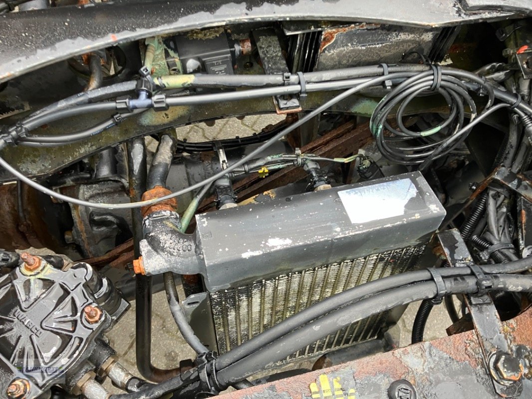 Unimog of the type Mercedes U 400, Gebrauchtmaschine in Aurich (Picture 19)